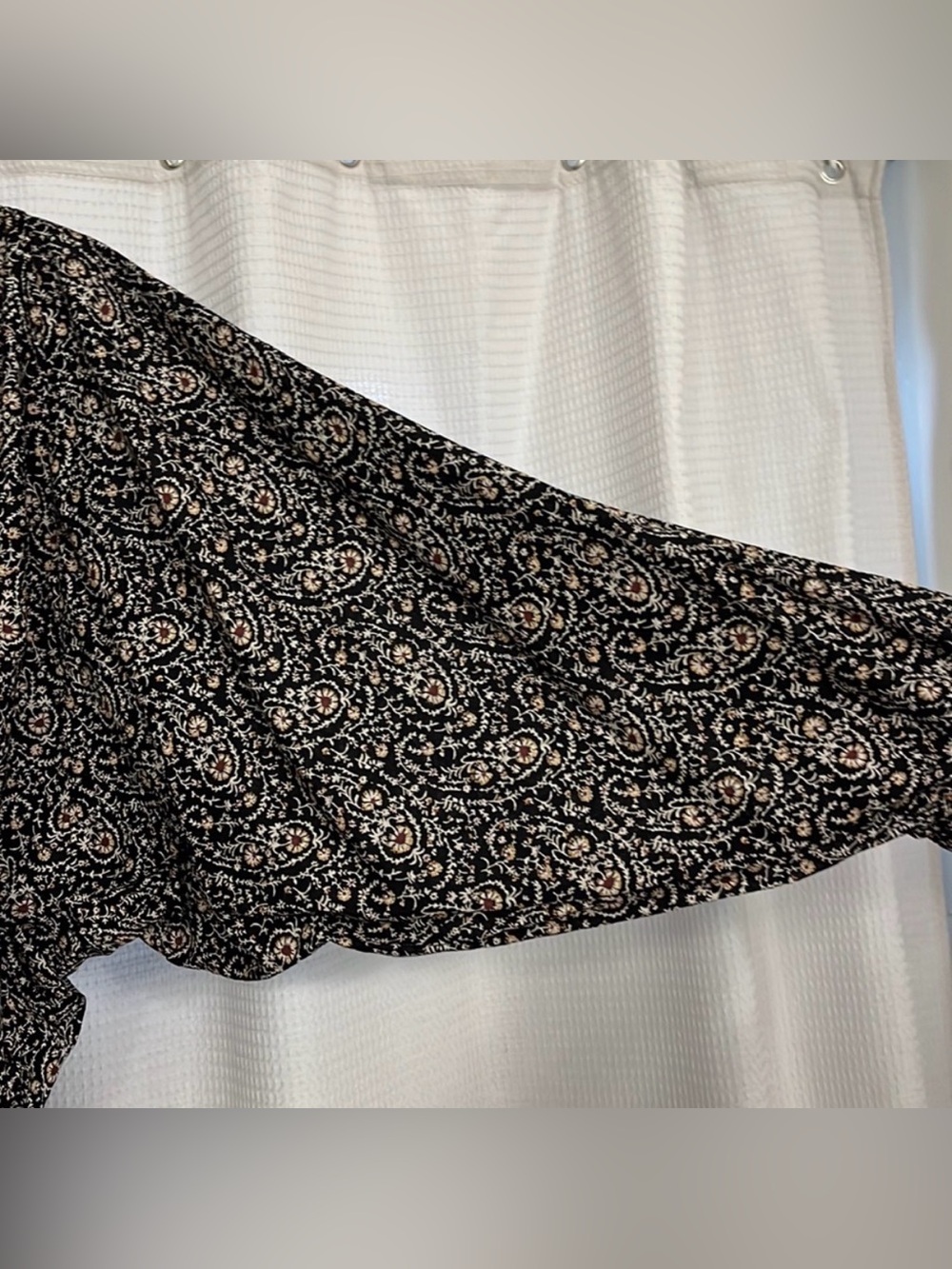 Dôen Rose Top in Botanical Prairie Paisley | Size Small - Picture 5 of 6